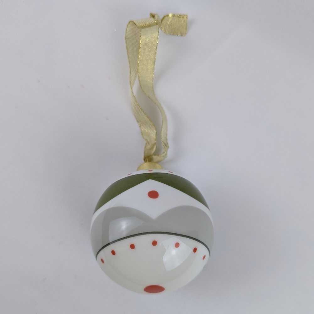 Spode Kit Kemp Ornament Geo Bauble Bone China Geometric Design White Green NWT - Picture 8 of 12